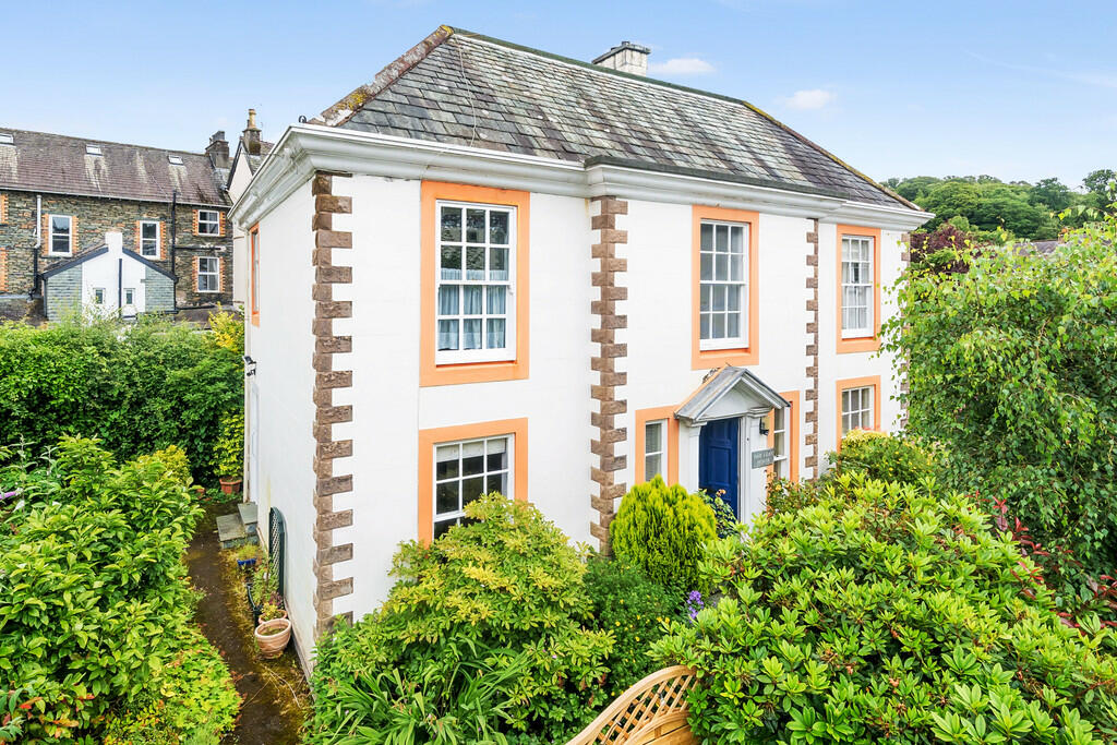 Oak Leaf House, Ambleside Road, Keswick, Cumbria, CA12 4DL