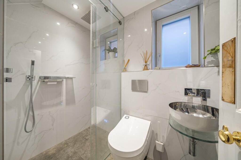 Additional image 14 of Scotts Lane, Bromley