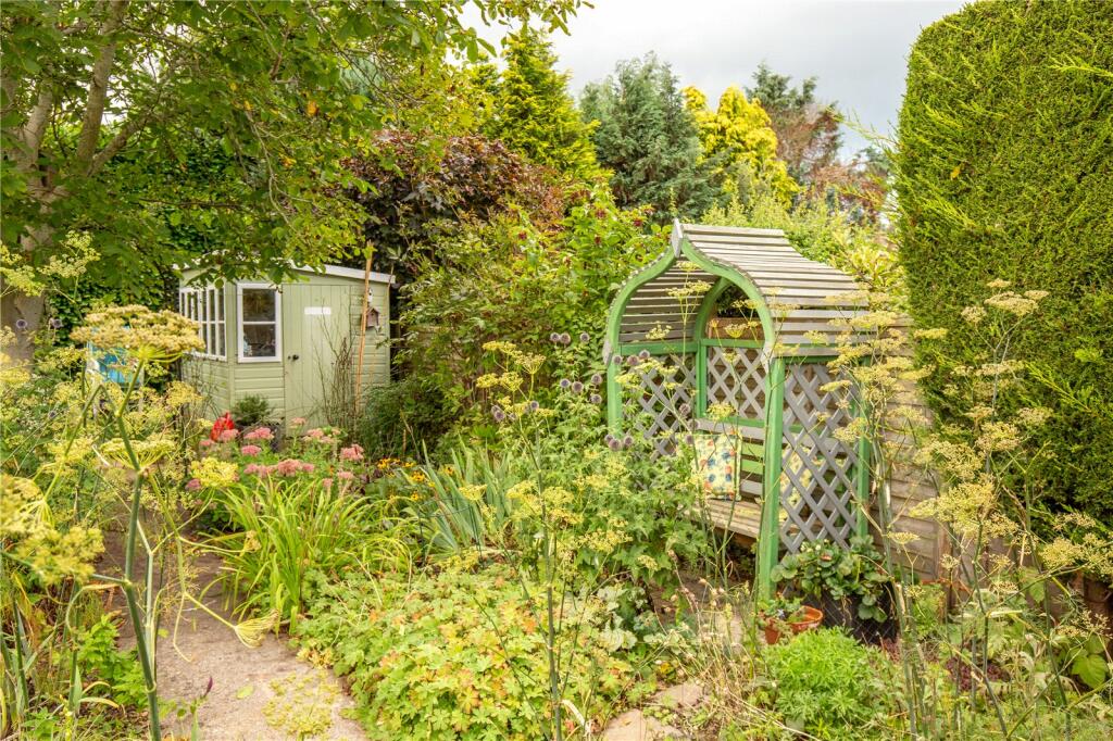 Additional image 20 of Park Crescent, Frenchay, Bristol, Gloucestershire, BS16