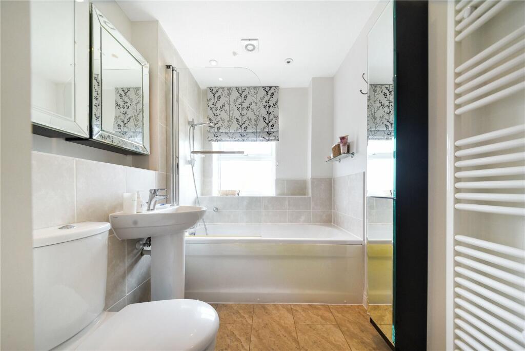 Additional image 7 of Renwick Drive, Bromley, BR2