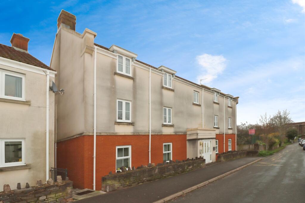 Additional image 17 of Leaze Close, Thornbury, Bristol