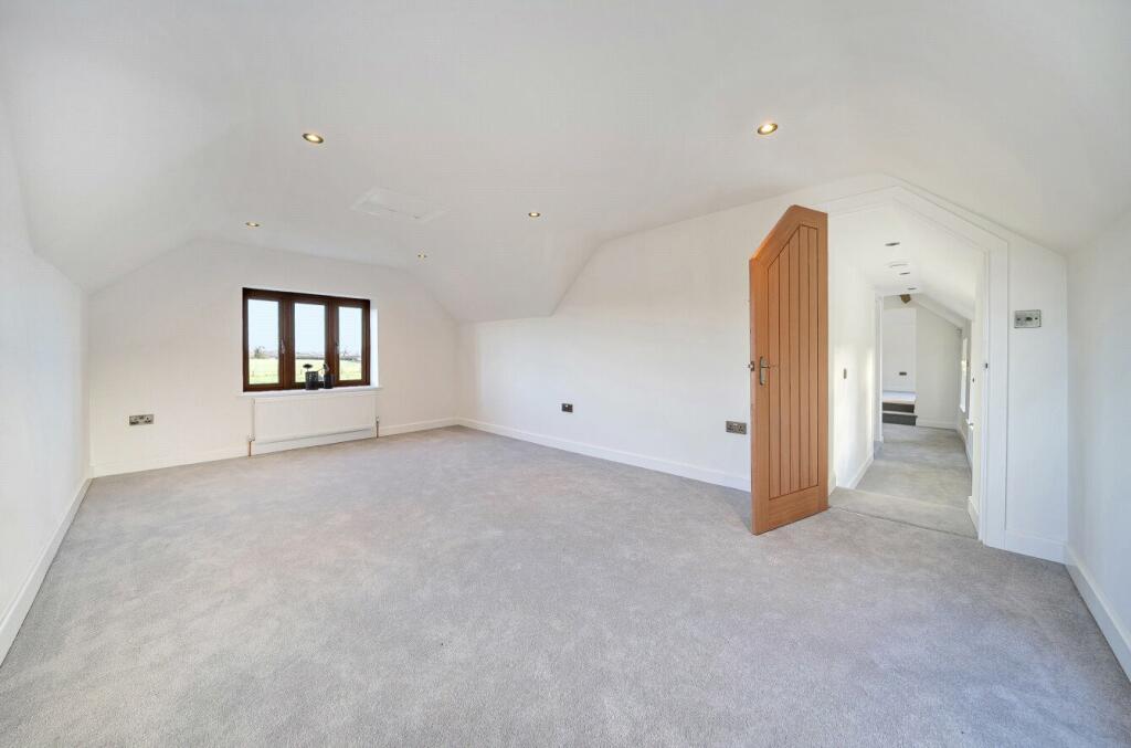 Additional image 17 of Oldfields Lane, Earthcott Green, Alveston, Bristol, South Gloucestershire, BS35