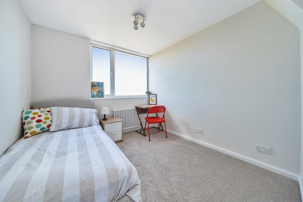 Additional image 8 of Holmdene Close, Beckenham