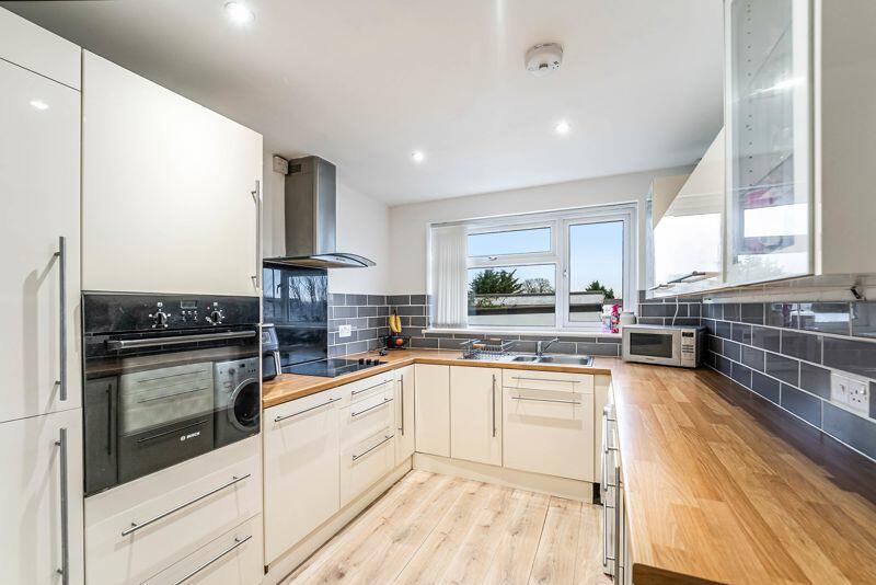 Additional image 9 of Springfield Gardens, Banwell - SUPERB CONDITION
