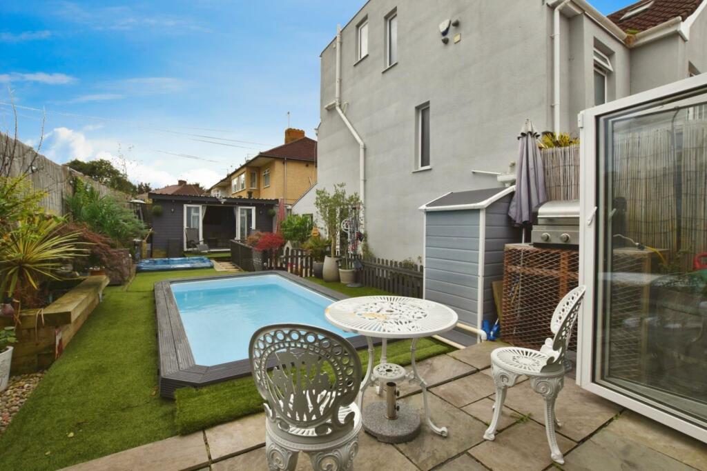 Additional image 23 of Wharnecliffe Gardens, Bristol