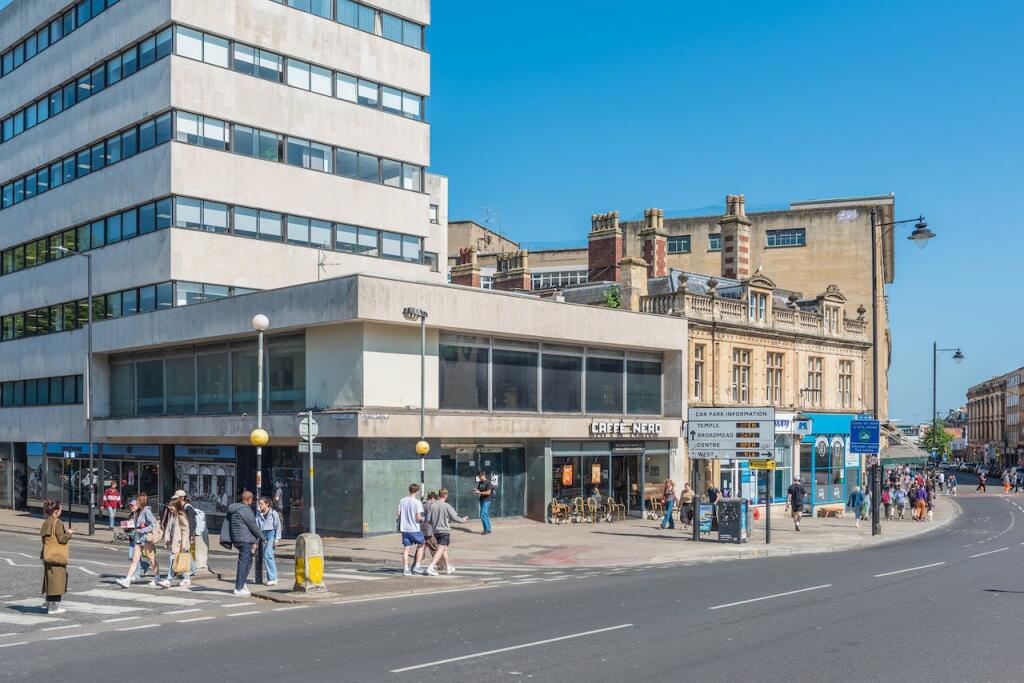 Additional image 5 of Embassy House, Queens Avenue, Clifton, Bristol, BS8 1SB