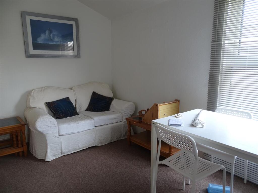 Primary image of Quarrington Rd Horfield Bristol