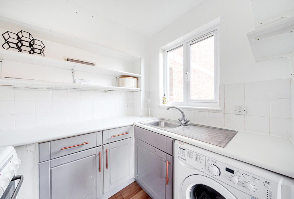 Additional image 10 of Abbotswood, Yate, Bristol, Gloucestershire, BS37