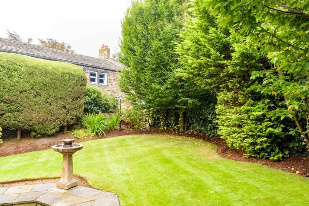 Additional image 42 of Bradford Road, Gomersal