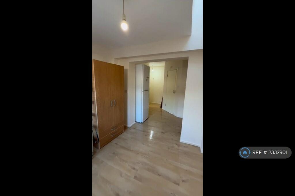 Additional image 7 of Gardiner Close, Orpington, BR5