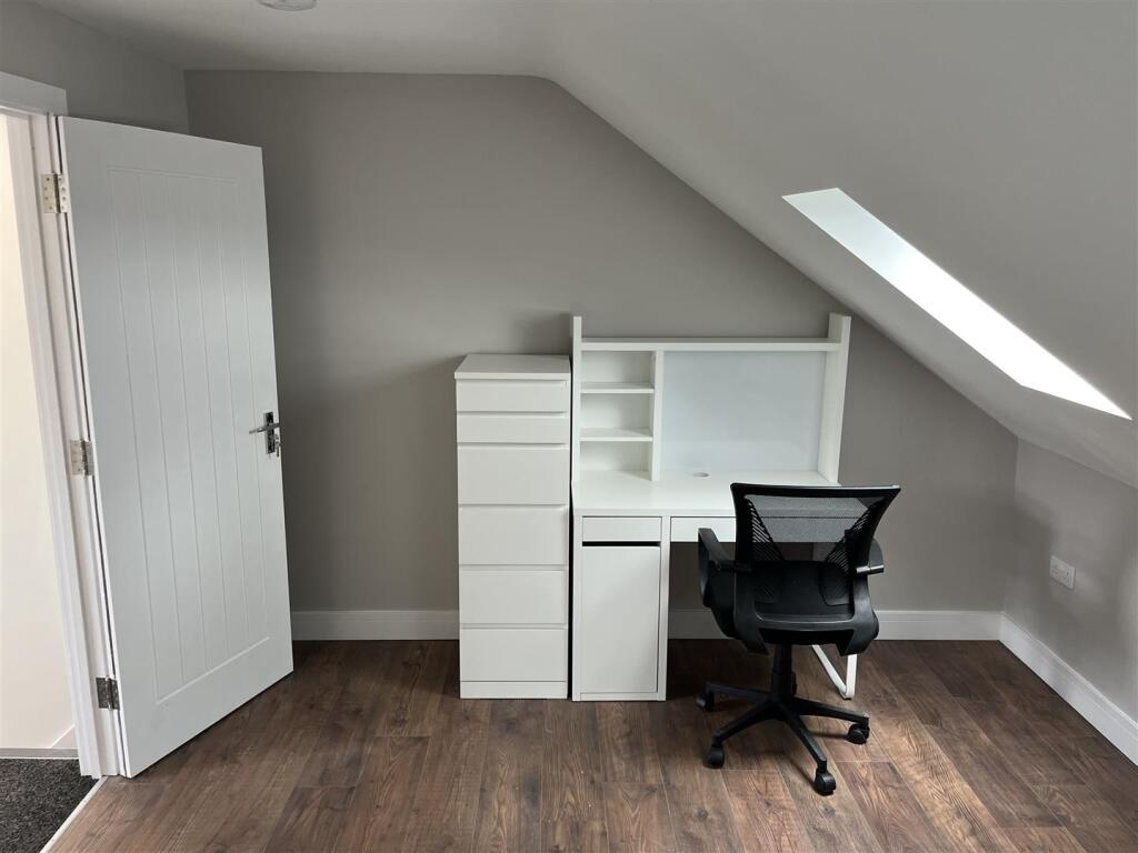 Additional image 6 of Ravenswood Road, Bristol