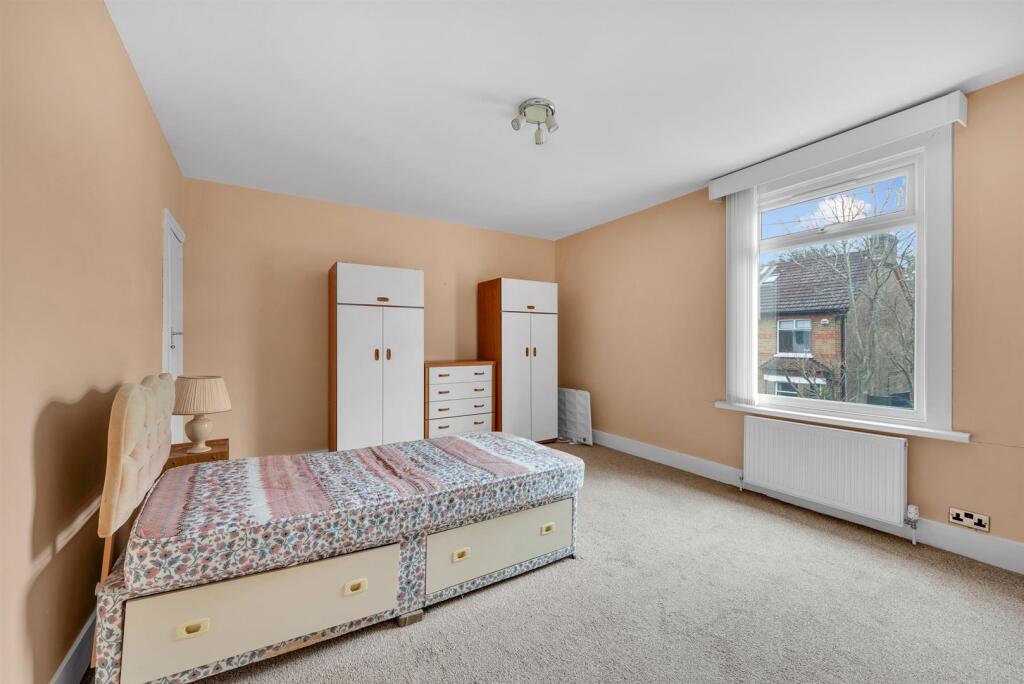 Additional image 7 of Park End, Bromley, BR1