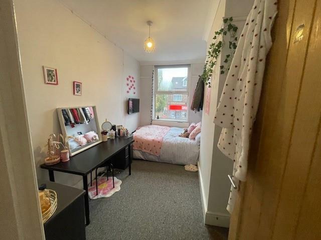 Gloucester Road North, Bristol