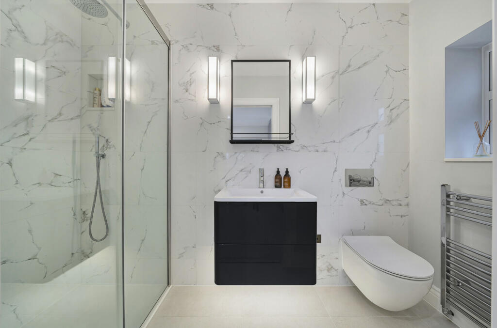 Additional image 30 of Sutherland Avenue, Petts Wood, BR5