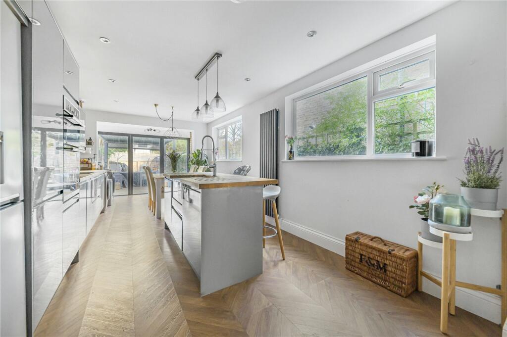 Additional image 10 of Salisbury Road, Bromley, BR2