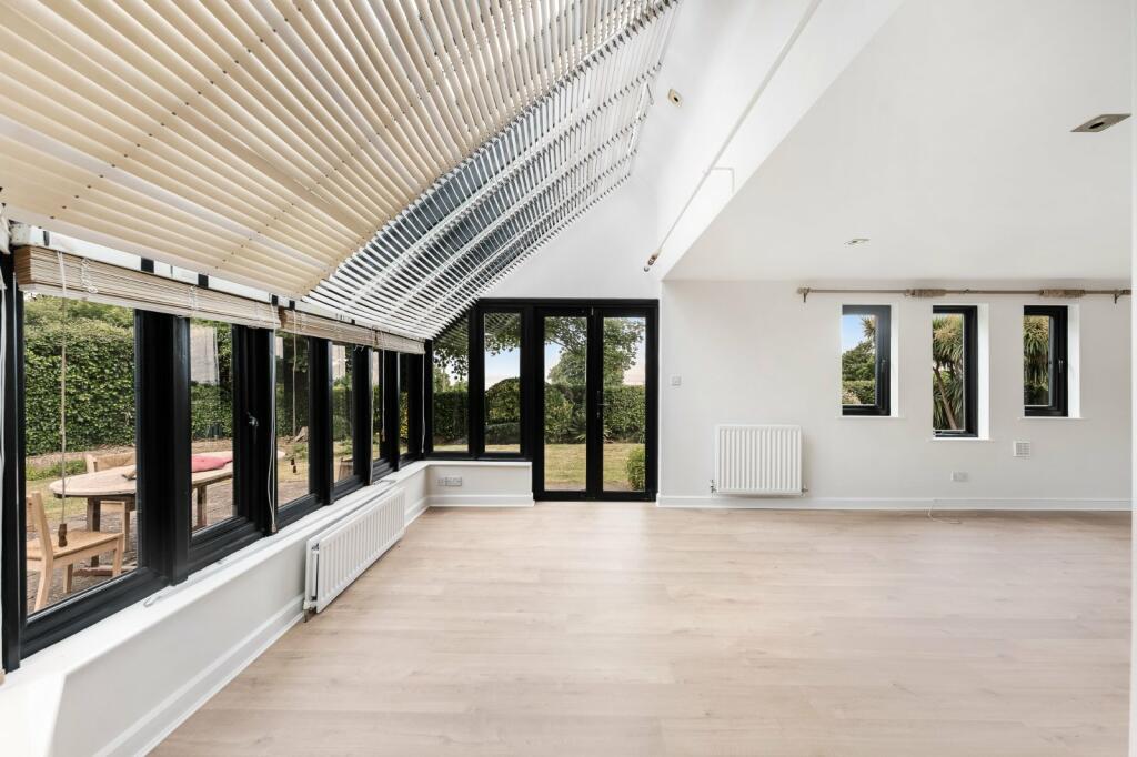 Additional image 3 of Argyle Road, Clevedon, Somerset, BS21