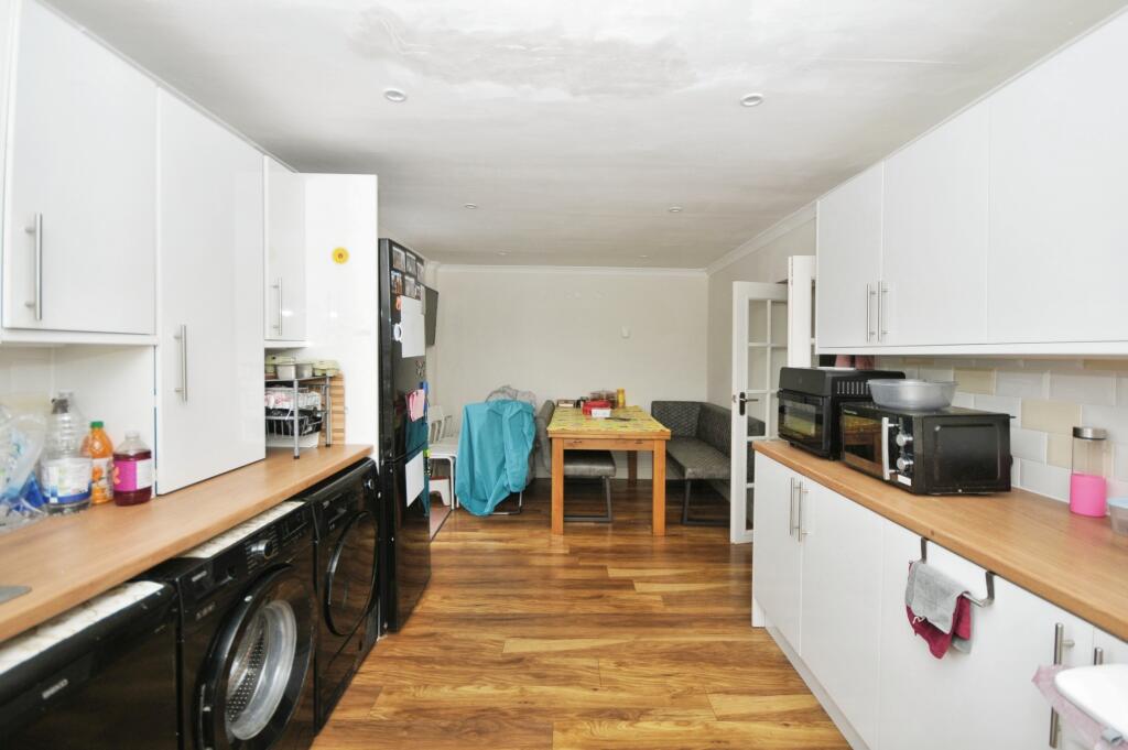 Additional image 14 of Magpie Hall Lane, Bromley, BR2