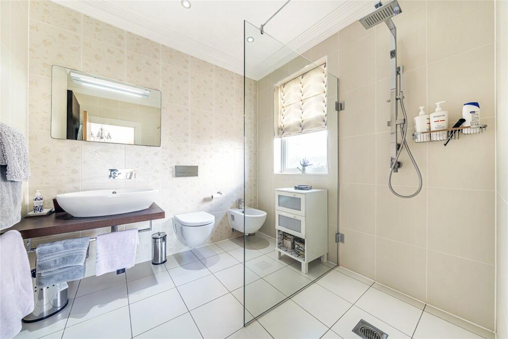 Additional image 16 of The Glen, Farnborough Park