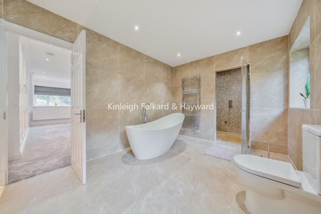 Additional image 14 of Elmstead Lane, Chislehurst