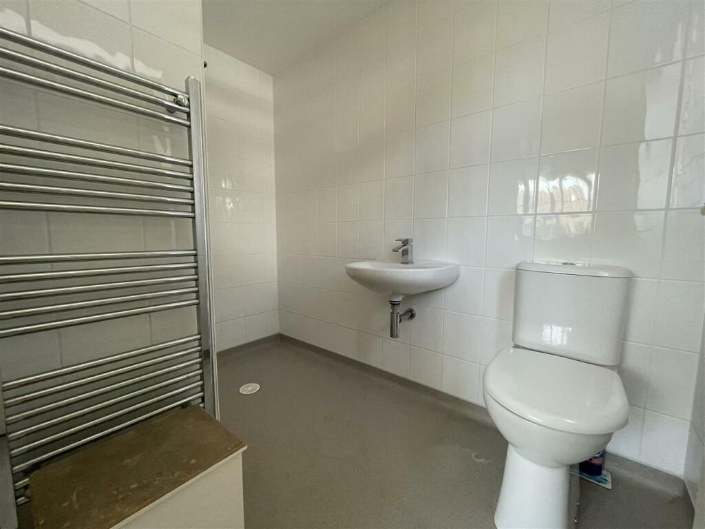 Additional image 17 of Wingard Close, Uphill - No Chain