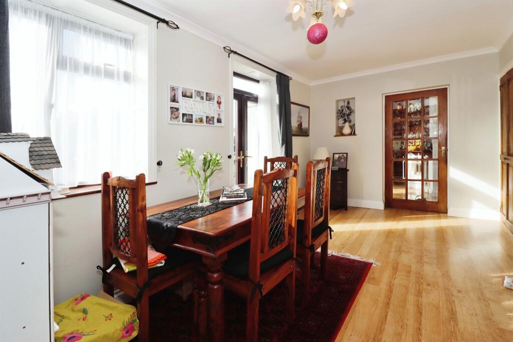 Primary image of Russell Avenue, Bristol