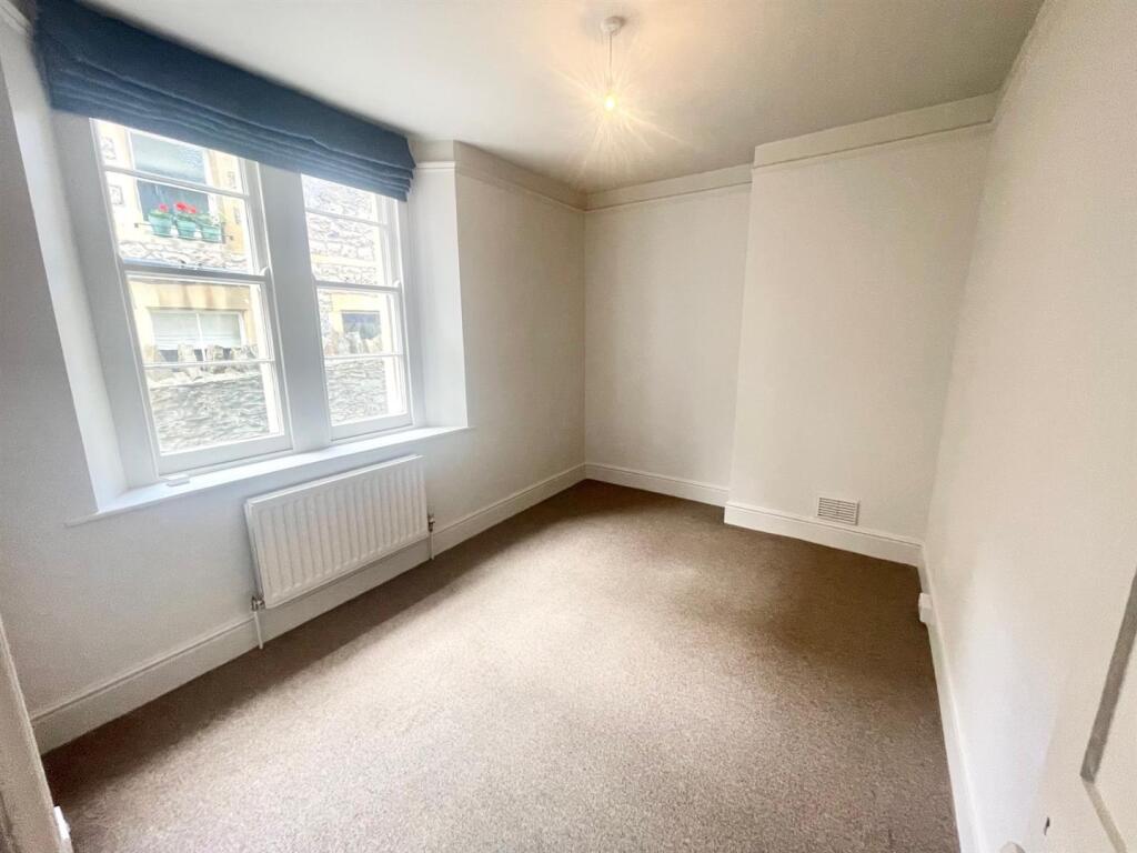 Additional image 9 of Flat 1 Pinehurst, 17 Bellevue Road, Clevedon