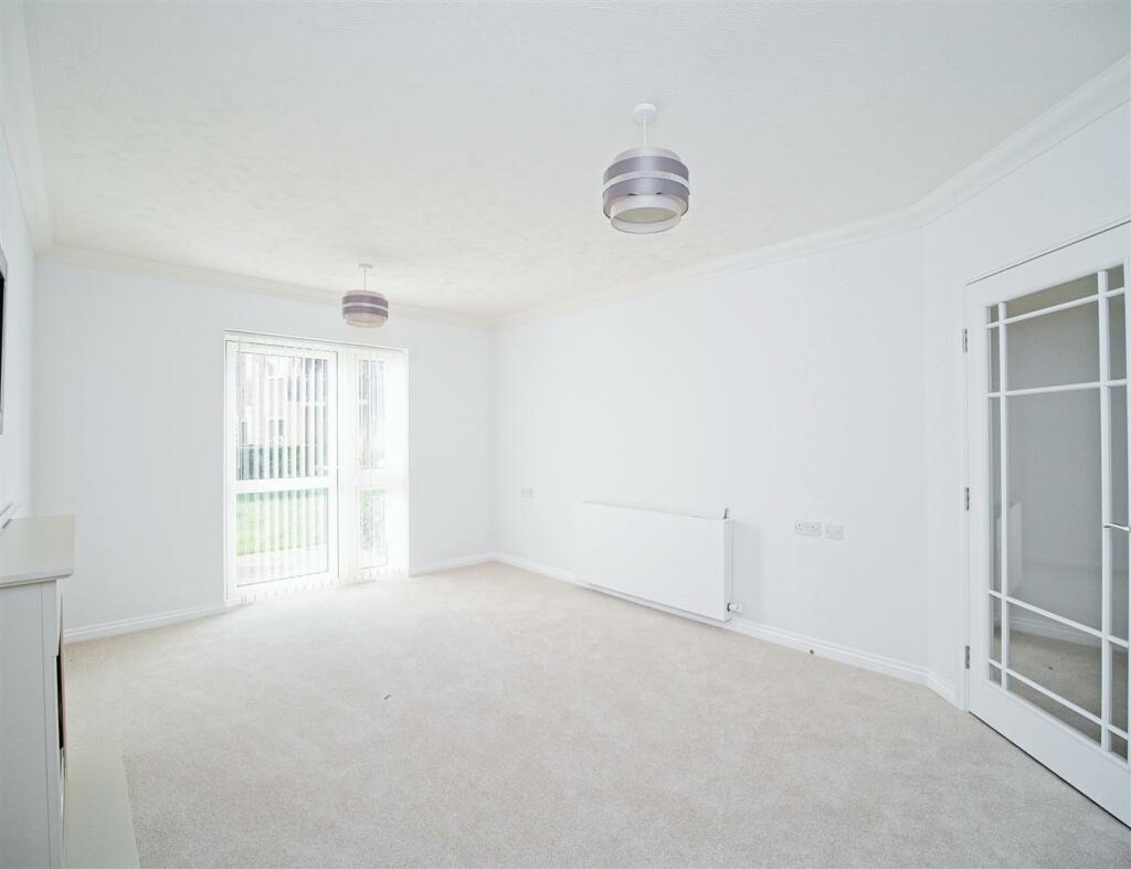 Additional image 2 of Trewin Lodge, Yate, Bristol