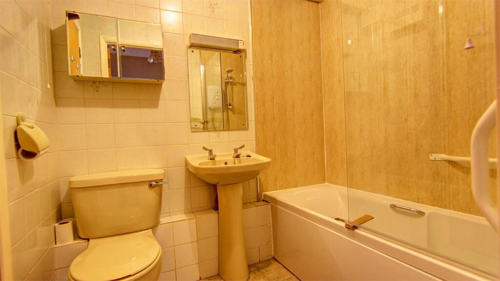 Additional image 6 of Homesdale Road, Bromley, BR2