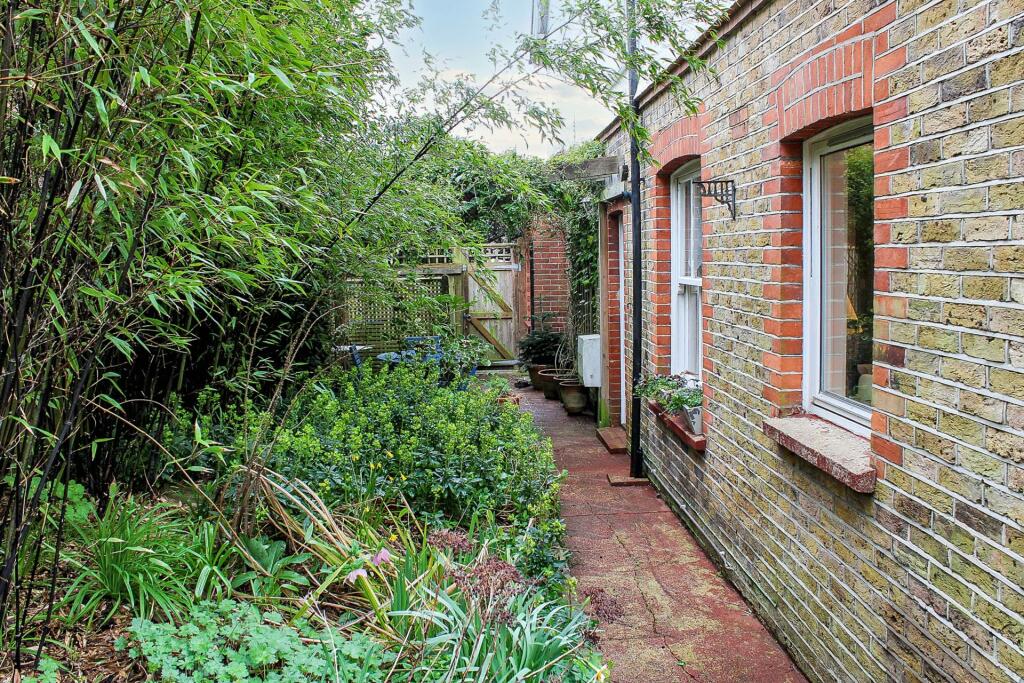 Additional image 20 of The Avenue, Lewes