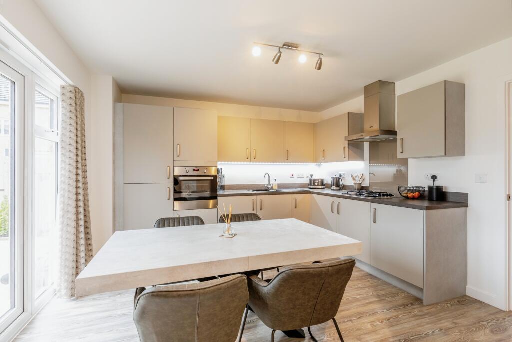 Additional image 4 of Oterhampton Gardens, WESTON-SUPER-MARE, Avon, BS24
