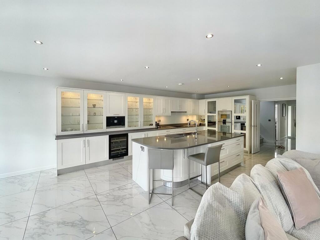 Additional image 5 of Chislehurst Road, Petts Wood, Orpington, BR5