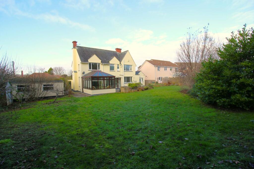 Additional image 12 of Substantial residence boasting endless potential in the village of Winscombe