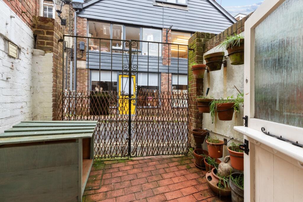 Additional image 9 of Flints, Mount Place, Lewes, East Sussex, BN7 1YH