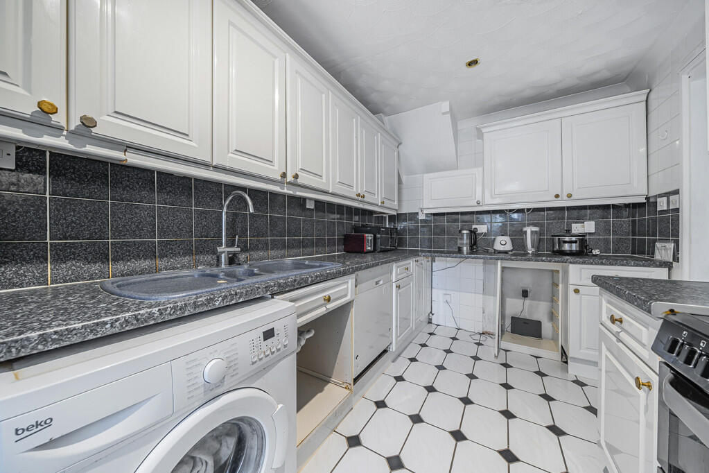 Additional image 24 of Claremont Road, Hextable, Swanley