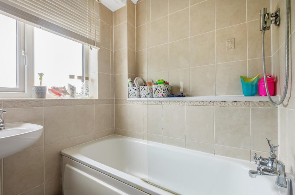 Additional image 11 of Southborough Road, Bromley