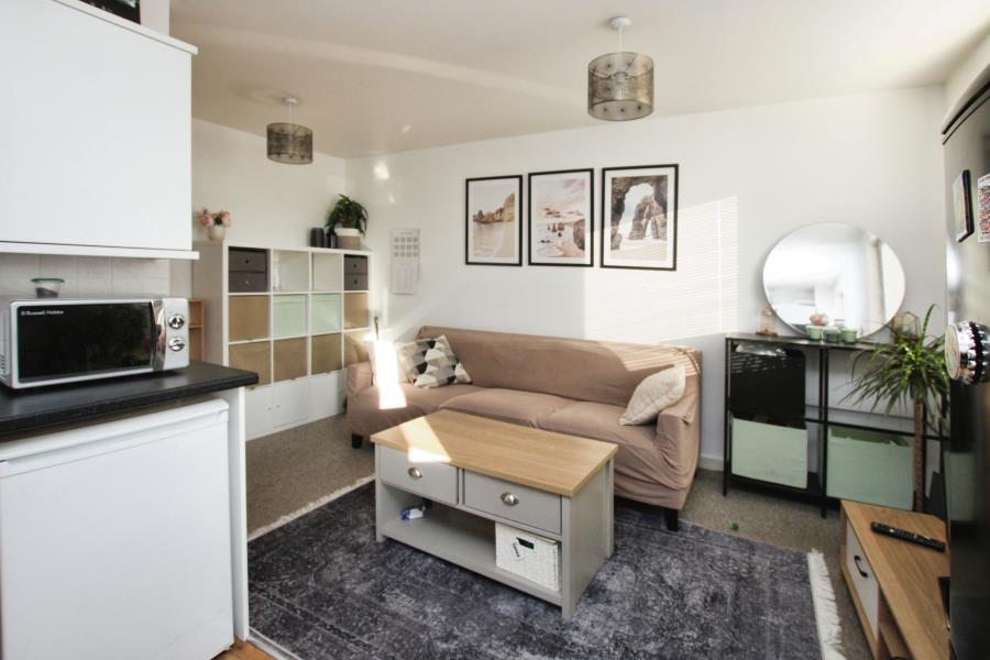 Additional image 9 of Church Road- St George