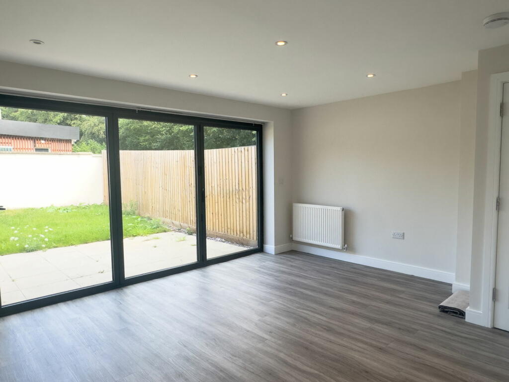 Additional image 5 of Field View, Cleeve