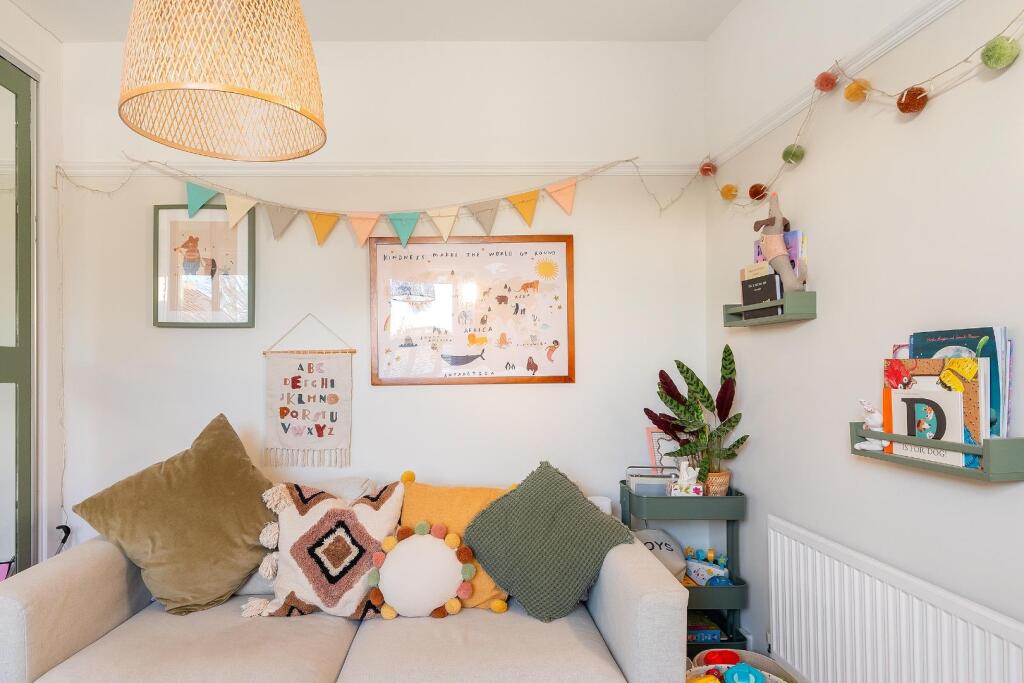 Additional image 18 of Queen Street, Kingswood