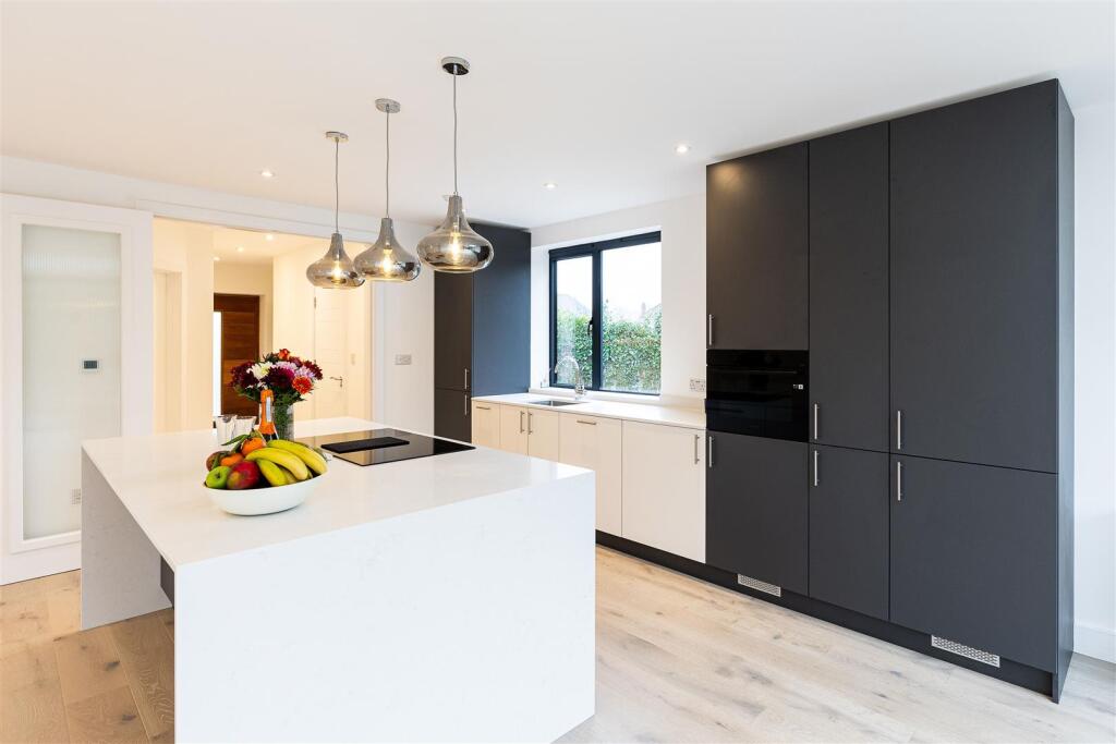 Additional image 14 of Bushey Avenue, Petts Wood, Orpington