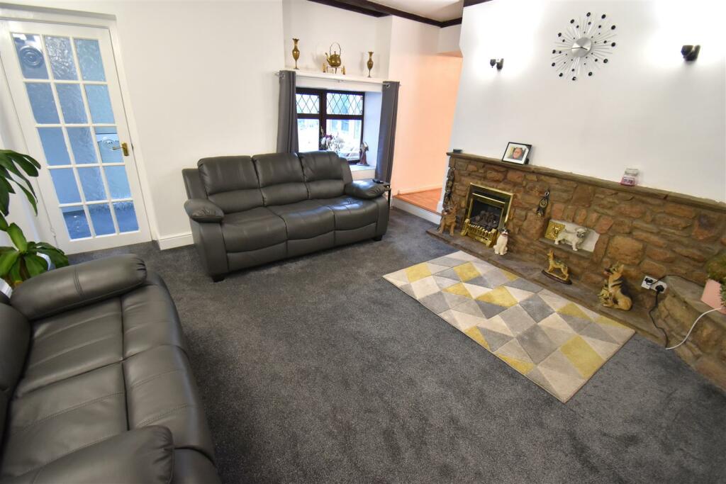 Additional image 3 of Period Cottage With Large Garden & Detached Garage