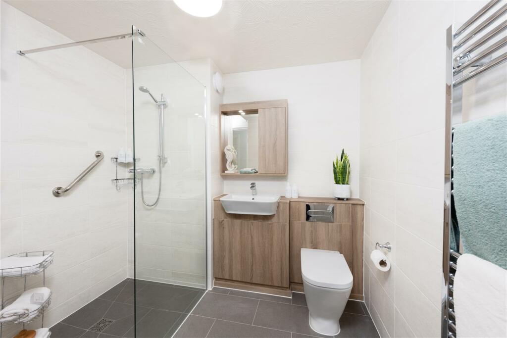 Additional image 5 of Edinburgh Lodge, Station Road, Orpington