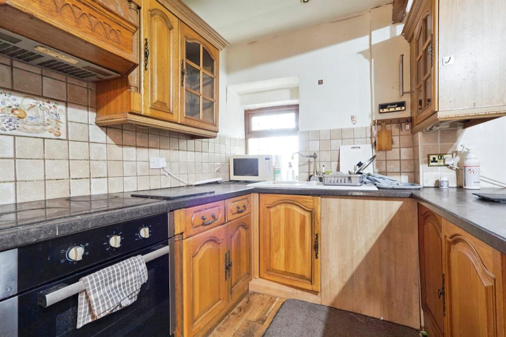 Additional image 4 of View Croft Road, Shipley