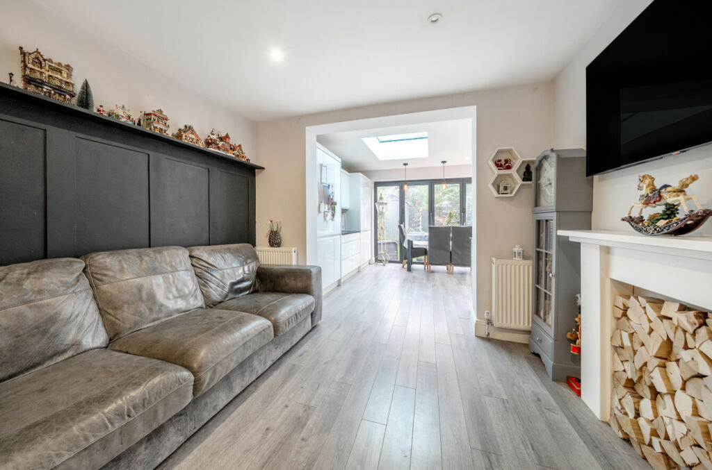 Additional image 7 of Hillview Road, Chislehurst, Kent, BR7