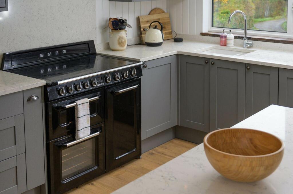 Additional image 11 of Vicarage Lane, Compton Dando