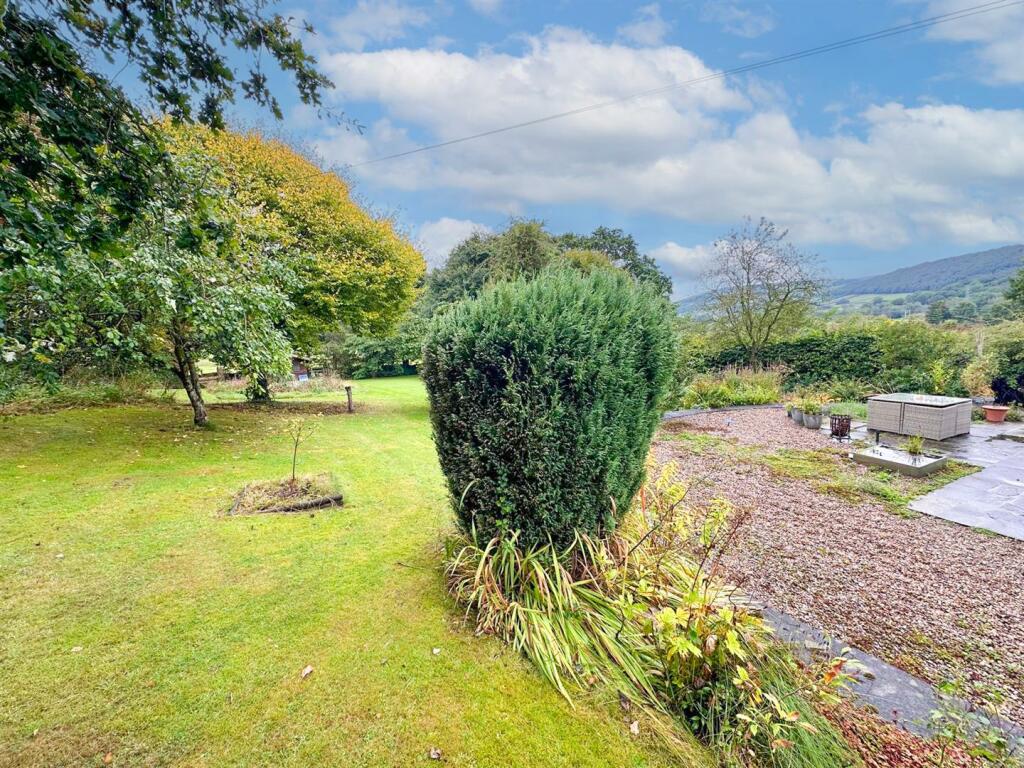 Additional image 32 of Keighley Road, Steeton,