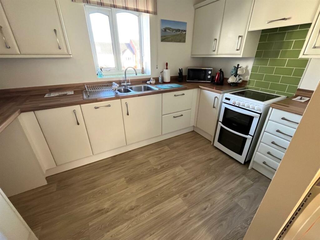 Additional image 4 of Excellent Retirement Apartment in Henleaze Bristol