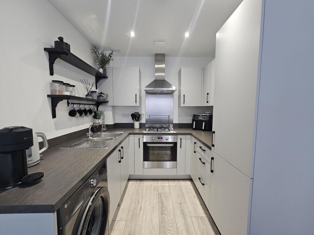 Additional image 3 of Woodside Avenue, Hutton, Weston-super-mare