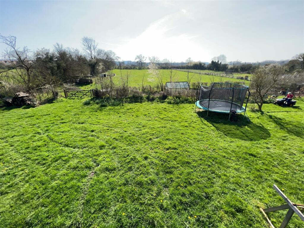 Additional image 9 of Oldbury Lane, Thornbury, Bristol