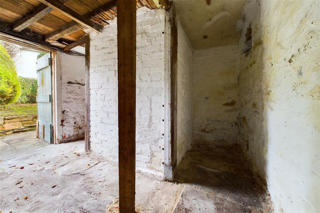 Additional image 23 of MODERNISATION | LARGE GARDEN | CLEVEDON