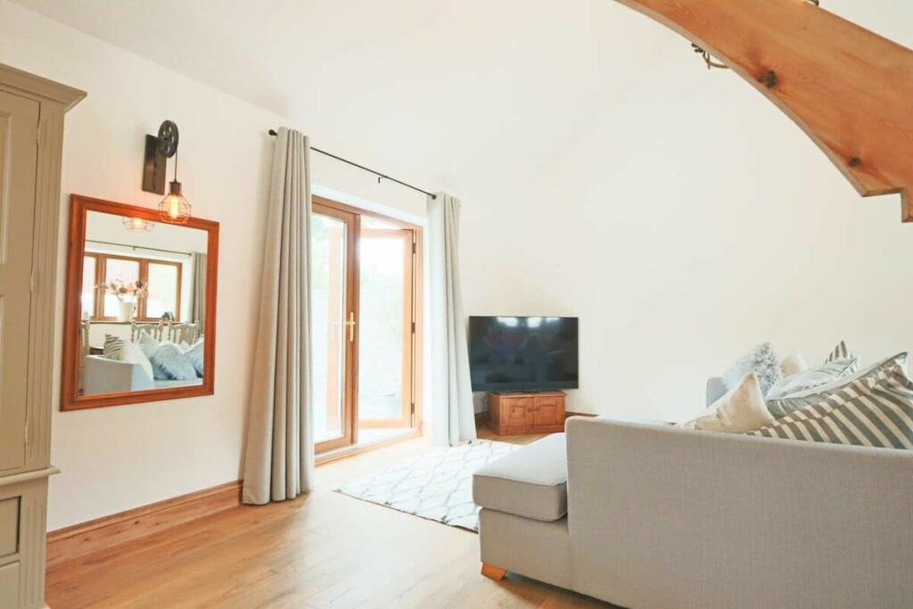 Additional image 12 of Foxhole, Foxholes Lane, Tockington, Bristol